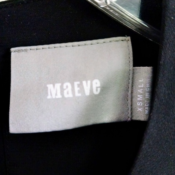 Maeve Blouson Midi Dress - Picture 6 of 6